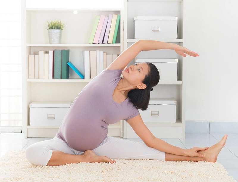 Tập yoga giúp hỗ trợ cho quá trình tiêu hóa của bà bầu