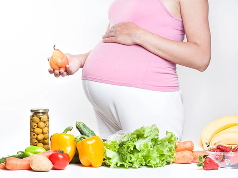 Khi bị hăm háng mẹ bầu cần chọn quần áo thoải mái