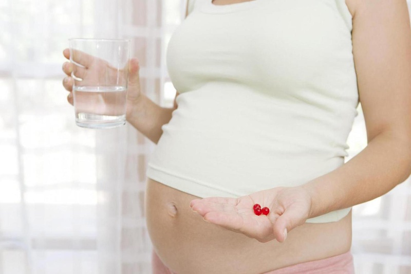 Bà bầu nên uống vitamin tổng hợp vào lúc nào 1