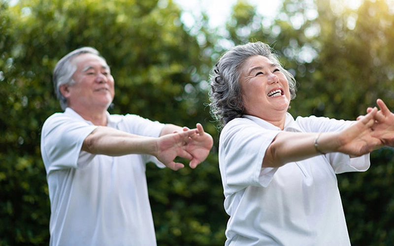 Các bài tập thể dục cho người cao tuổi sẽ có hiệu quả nâng cao sức khỏe và giữ gìn vóc dáng, giúp cơ thể chống lão hóa và khỏe mạnh hơn