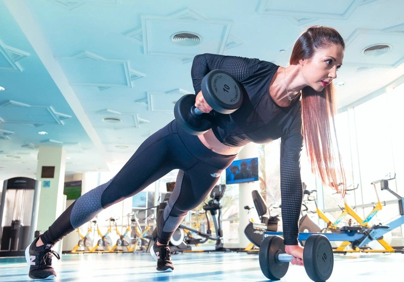 Bài tập thắt eo đồng hồ cát và những điều cần lưu ý khi tập luyện 3