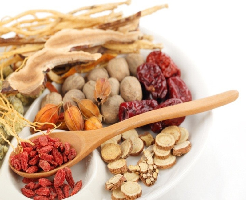 Bài thuốc đông y trị giãn tĩnh mạch chân3