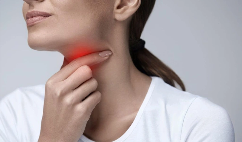 Bấm huyệt chữa viêm họng có hiệu quả không? Cách thực hiện như thế nào? 1