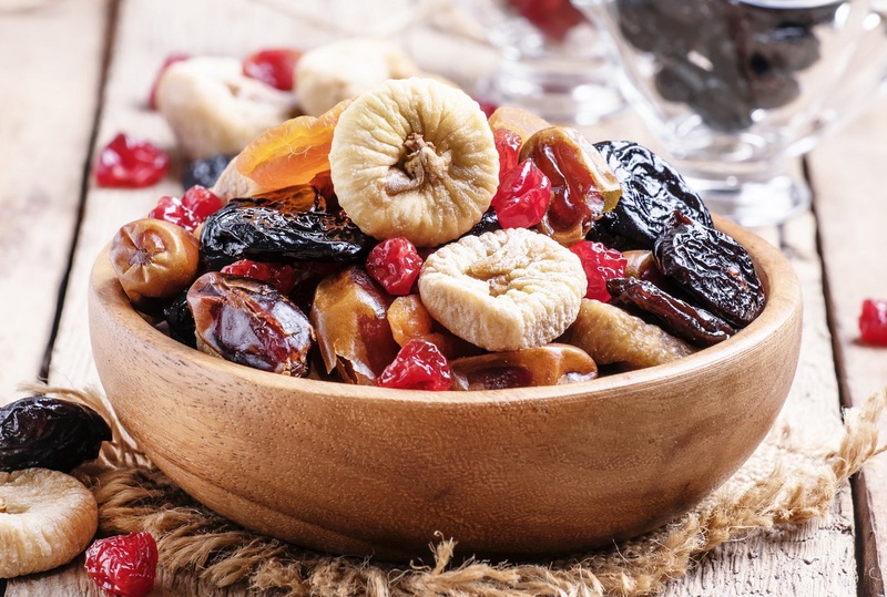 Những người đang giảm cân có thể thưởng thức trái cây sấy khô ở mức độ vừa phải
