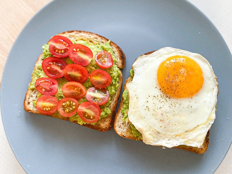 Ăn bánh mì sandwich có béo không 02