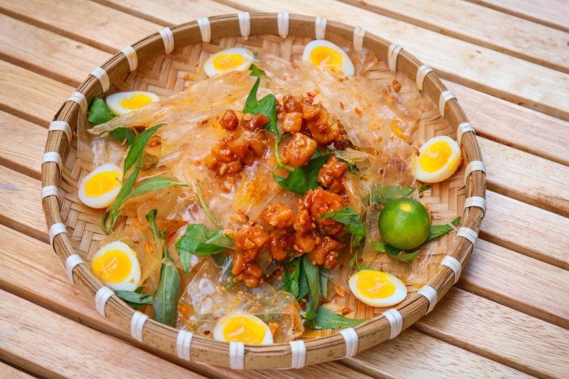 Bánh tráng trộn bao nhiêu calo? 1