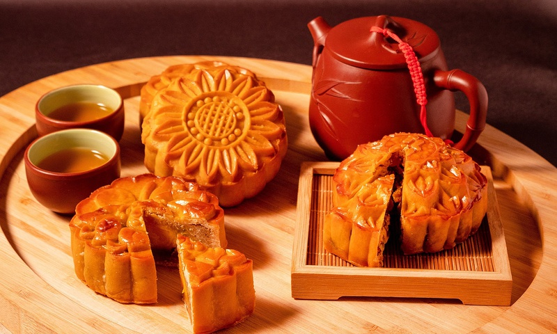 Bánh trung thu bao nhiêu calo?