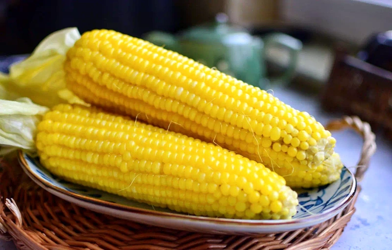Bắp ngô luộc