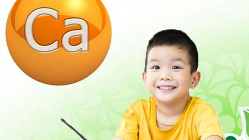 Bật mí cách bổ sung canxi cho trẻ mọc răng đúng chuẩn