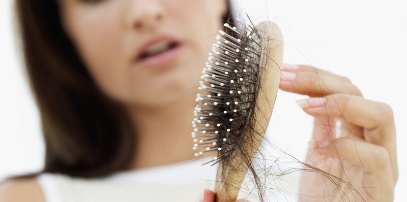 Bật mí cách chăm sóc tóc gãy rụng tại nhà đơn giản và cực hiệu quả 1
