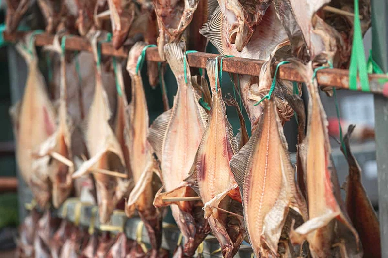 Bầu ăn cá khô được không? Lợi ích của cá khô đối với bà bầu