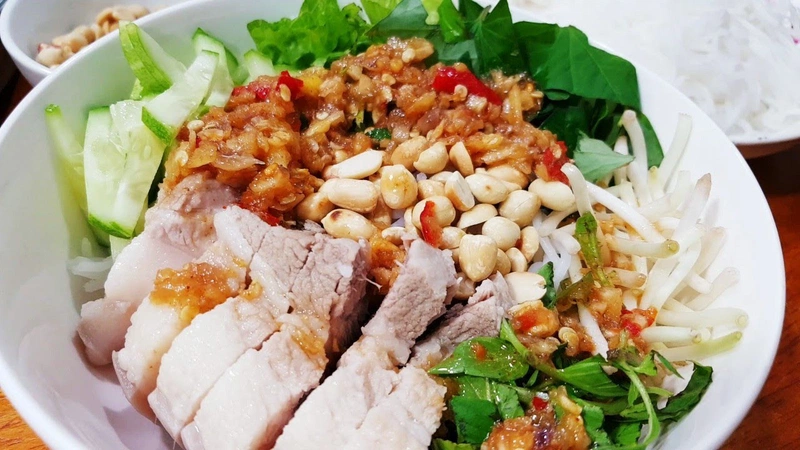 Bầu ăn mắm nêm được không? Những lợi ích và tác hại khi mẹ bầu ăn mắm nêm 4