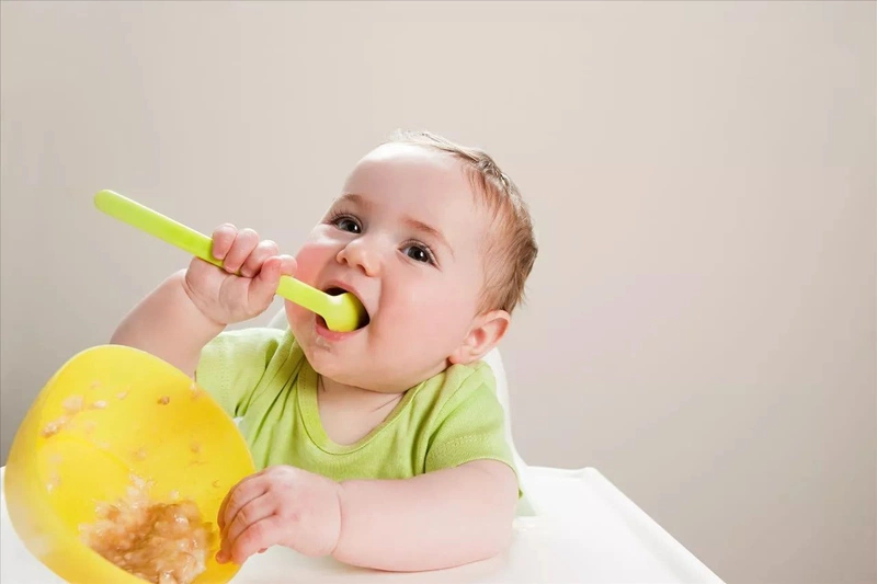 Bé ăn dặm bị tiêu chảy nên ăn gì?2