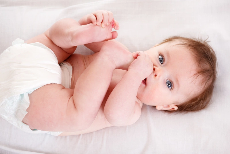 Bé bị phát ban nhưng không sốt có nguy hiểm không và những cách xử lý mẹ cần biết 3