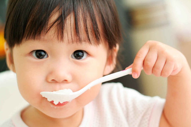Bé bị viêm amidan phải làm sao để mau khỏi 3