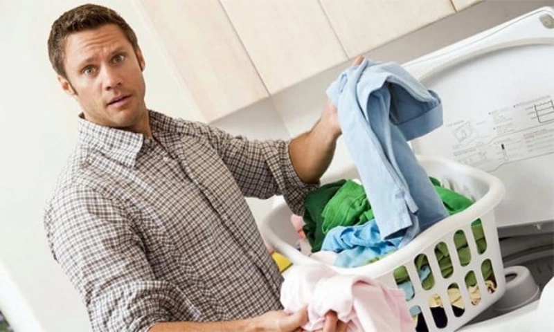 Bệnh hôi nách giặt chung quần áo có lây không? 3