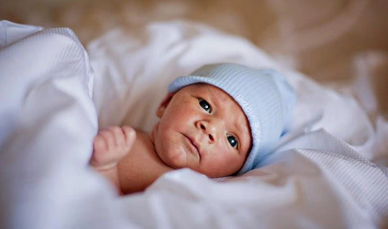 Bệnh lang trắng ở trẻ sơ sinh: Nguyên nhân và cách chữa trị mẹ cần biết 1