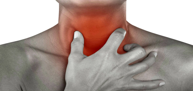 Viêm họng chính là tình trạng người bệnh cản thấy cổ họng của mình đau rát và vô cùng khó chịu 2