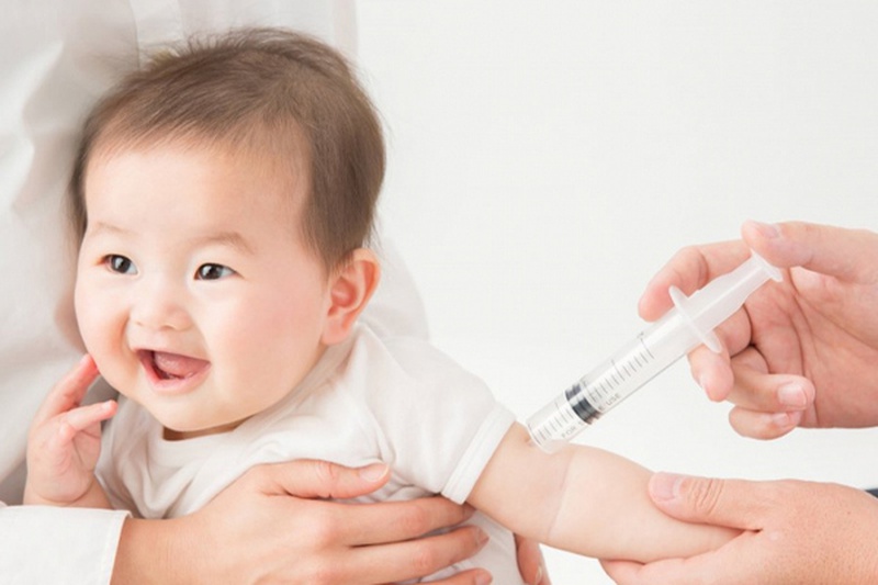 Tiêm phòng ngăn ngừa bệnh viêm màng não mủ