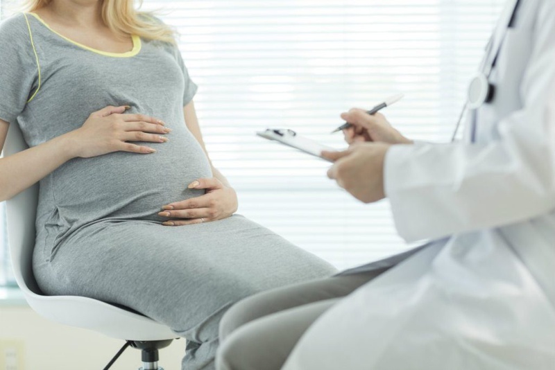 Bị giời leo khi mang thai phải làm sao?