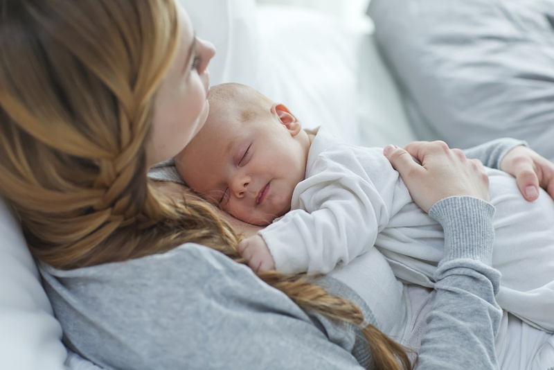 Triệu chứng bị khô mắt sau sinh và cách khắc phục 3