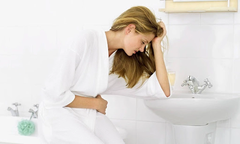 Táo bón kéo dài là dấu hiệu cảnh báo bạn đang gặp vấn đề về hệ tiêu hoá