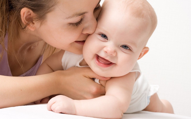 Bí quyết dưỡng da bằng sữa mẹ cho làn da trắng mịn, hồng hào 1