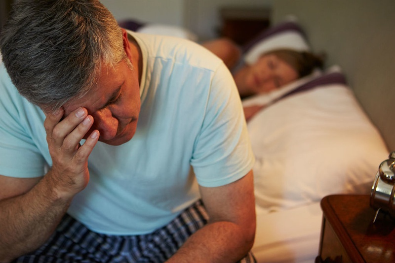Bí quyết giúp người già ngủ ngon không cần dùng thuốc 1
