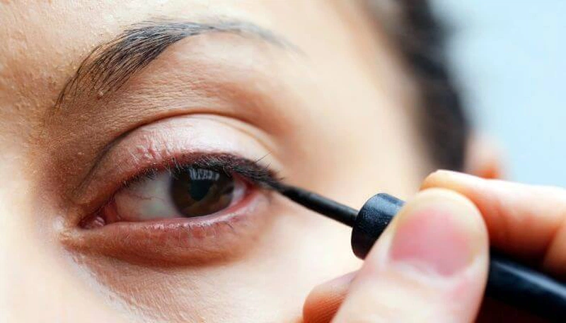 Bí quyết trang điểm cho mắt lồi to và tự nhiên 3