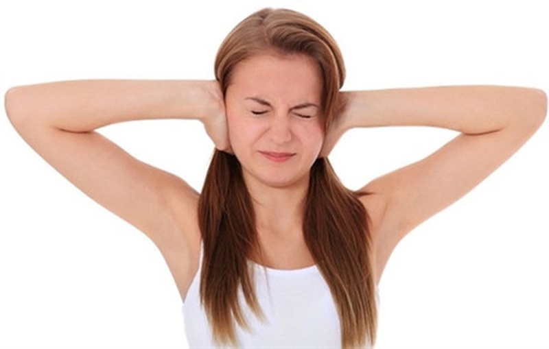 Bị ù tai trái kéo dài là gì? Phương pháp chữa trị hiệu quả 1