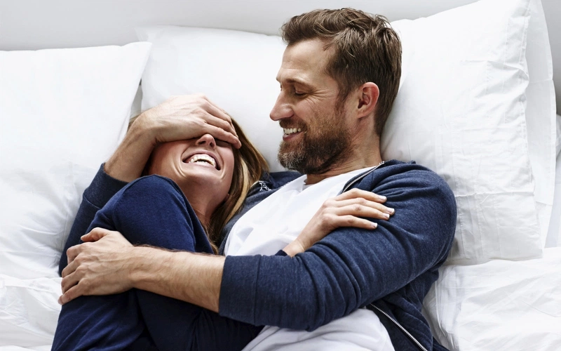 Bạn nên bỏ quan hệ tình dục và đợi đến khi bệnh viêm kết mạc khỏi hẳn