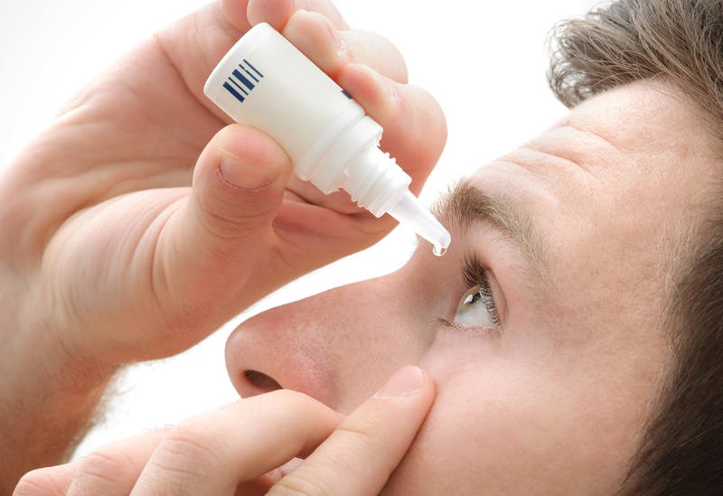 Biểu hiện đau mắt đỏ và cách điều trị 2