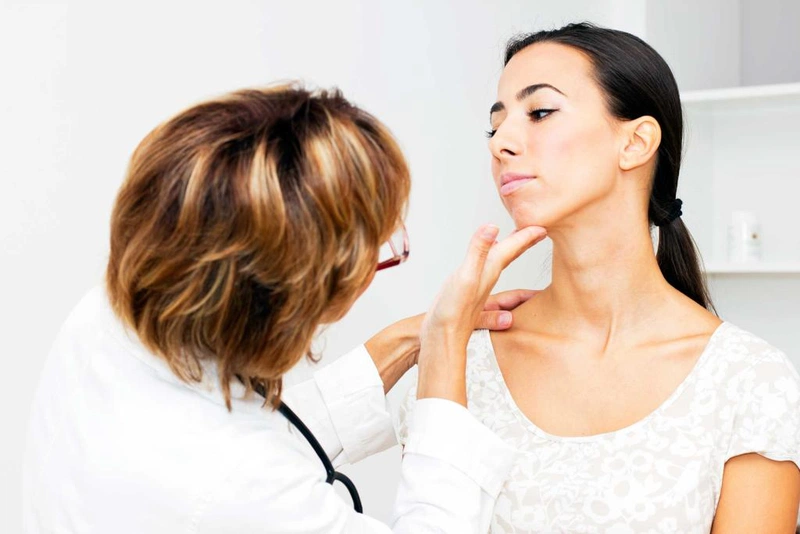 Bướu cổ có di truyền không và điều trị thế nào 3