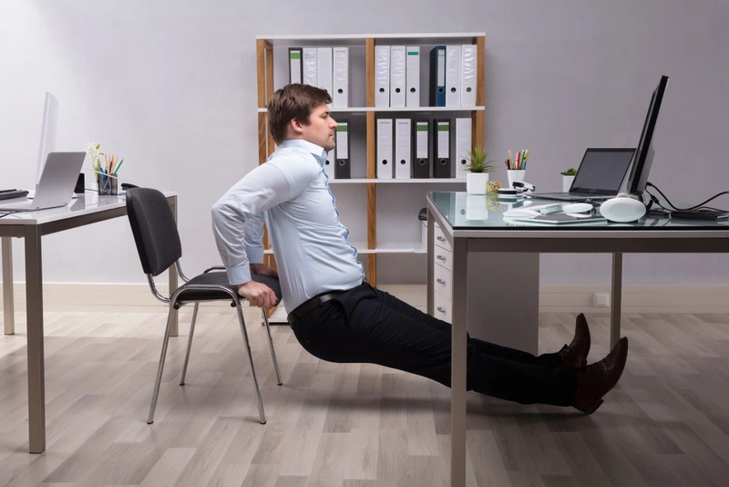 Các bài tập tay sau tại nhà không cần dụng cụ 2