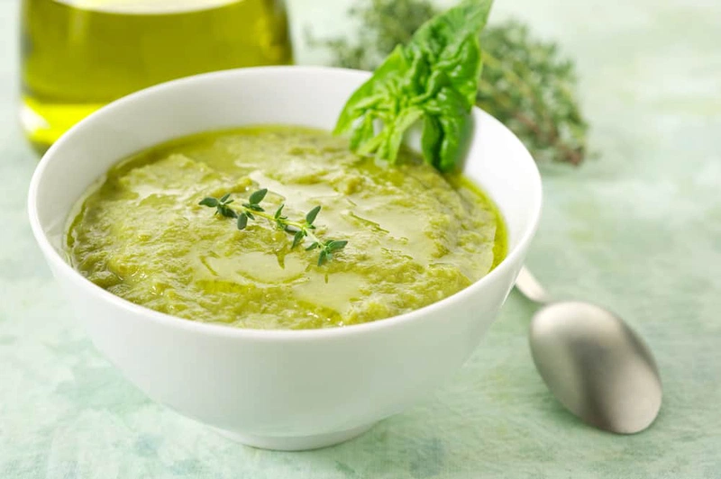 Các bước nấu cháo thịt bò phô mai cho bé ăn dặm tại nhà