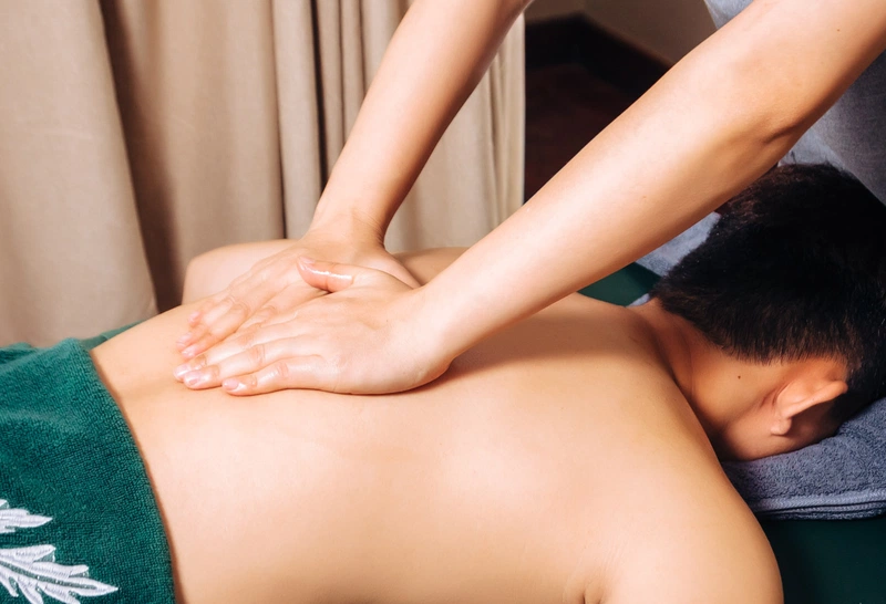 Cách bấm huyệt chữa xuất tinh sớm hiệu quả2