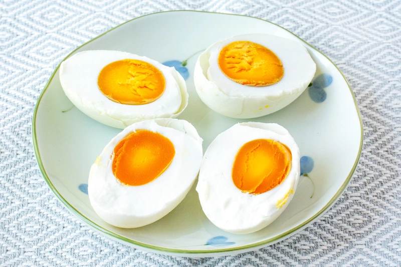 Cách bảo quản trứng muối để được lâu giữ tròn vị