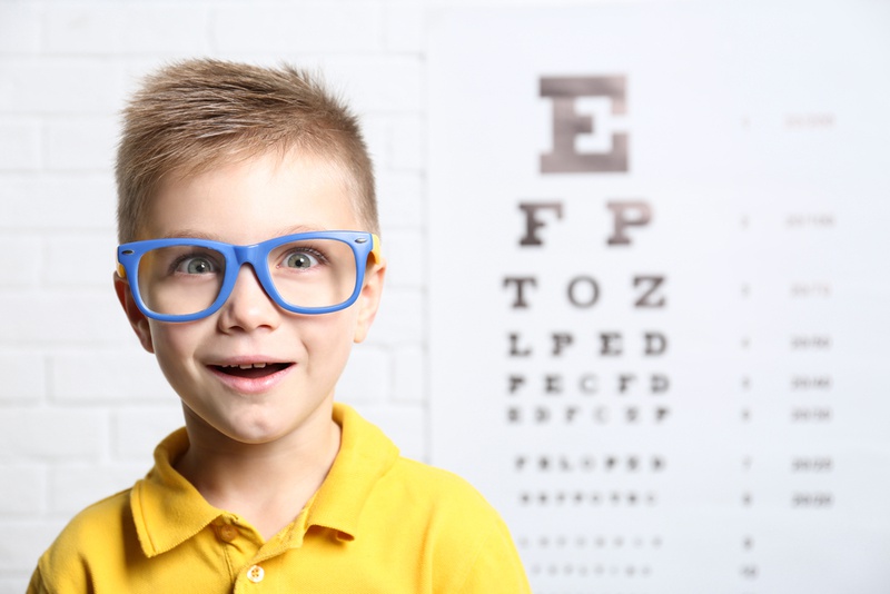 Cách chăm sóc mắt bị loạn thị hiệu quả nhất 1