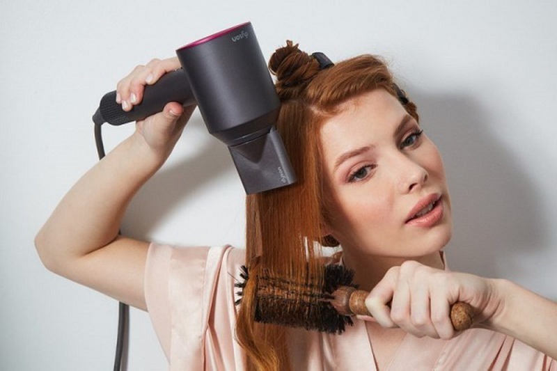 Cách chăm sóc tóc gợn sóng tại nhà hiệu quả 3