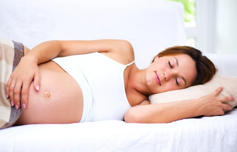 Cách chọc thai nhi đạp giúp bé phát triển trí não và phản xạ tốt 4
