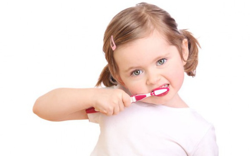 Bàn chải đánh răng điện cho bé phổ biến với 3 công nghệ
