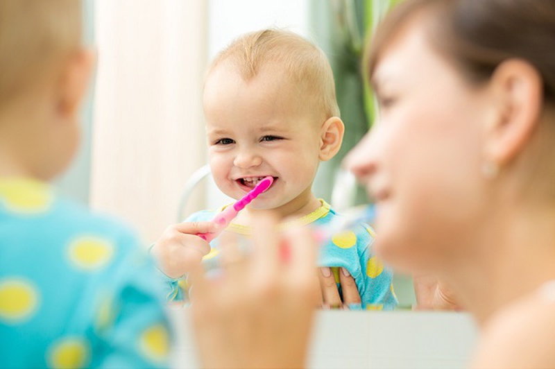 Cách chọn bàn chải điện cho bé 2 tuổi