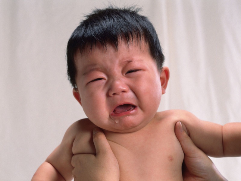 Cách chữa bệnh đau mắt đỏ ở trẻ em khỏi nhanh chóng 1