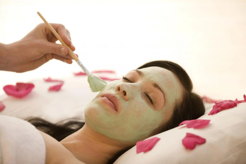 Hướng dẫn cách đắp mặt nạ trà xanh đúng cách với từng loại da 3