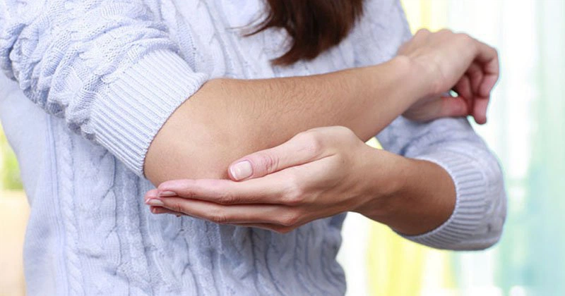 Cách điều trị đau khớp tay khi chơi thể thao mà không cần dùng thuốc 2