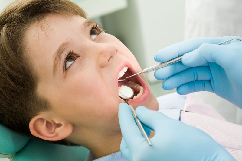 Nguyên nhân và cách điều trị viêm tủy răng ở trẻ em hiệu quả an toàn