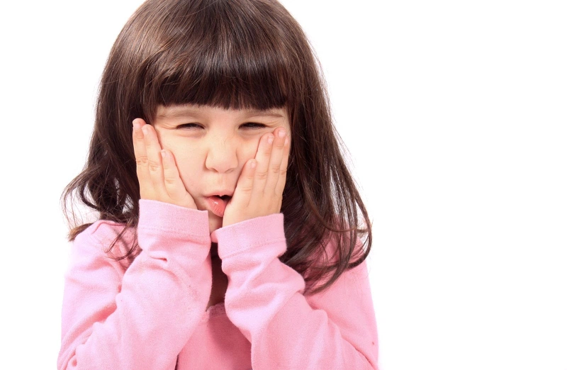 Cách đơn giản giúp mẹ phòng ngừa sún răng ở con 1