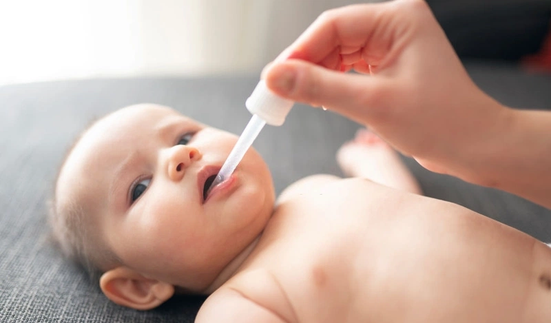 Dùng vitamin D3 dạng giọt giúp mẹ dễ dàng định lượng