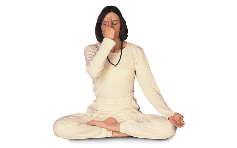 Cách hít thở trong yoga cho người mới đầu
