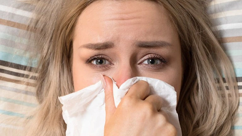 Giải đáp thắc mắc vì sao lại có hiện tượng bị nghẹt mũi khi nằm? 1